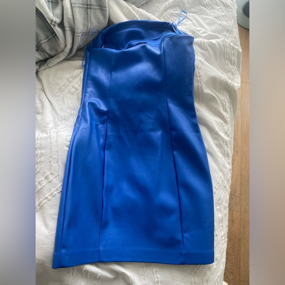 Blue vegan leather tube dress: dynamite - Picture 3 of 3
